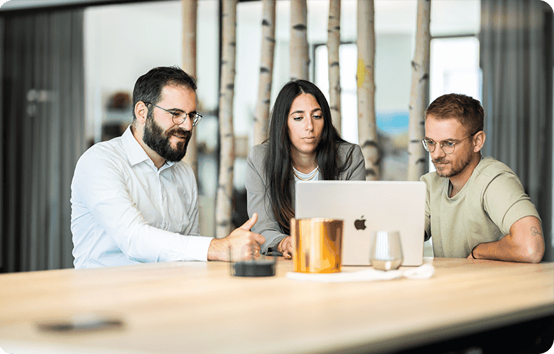 Goerge, Daniela, Niki Winkler beim arbeiten.